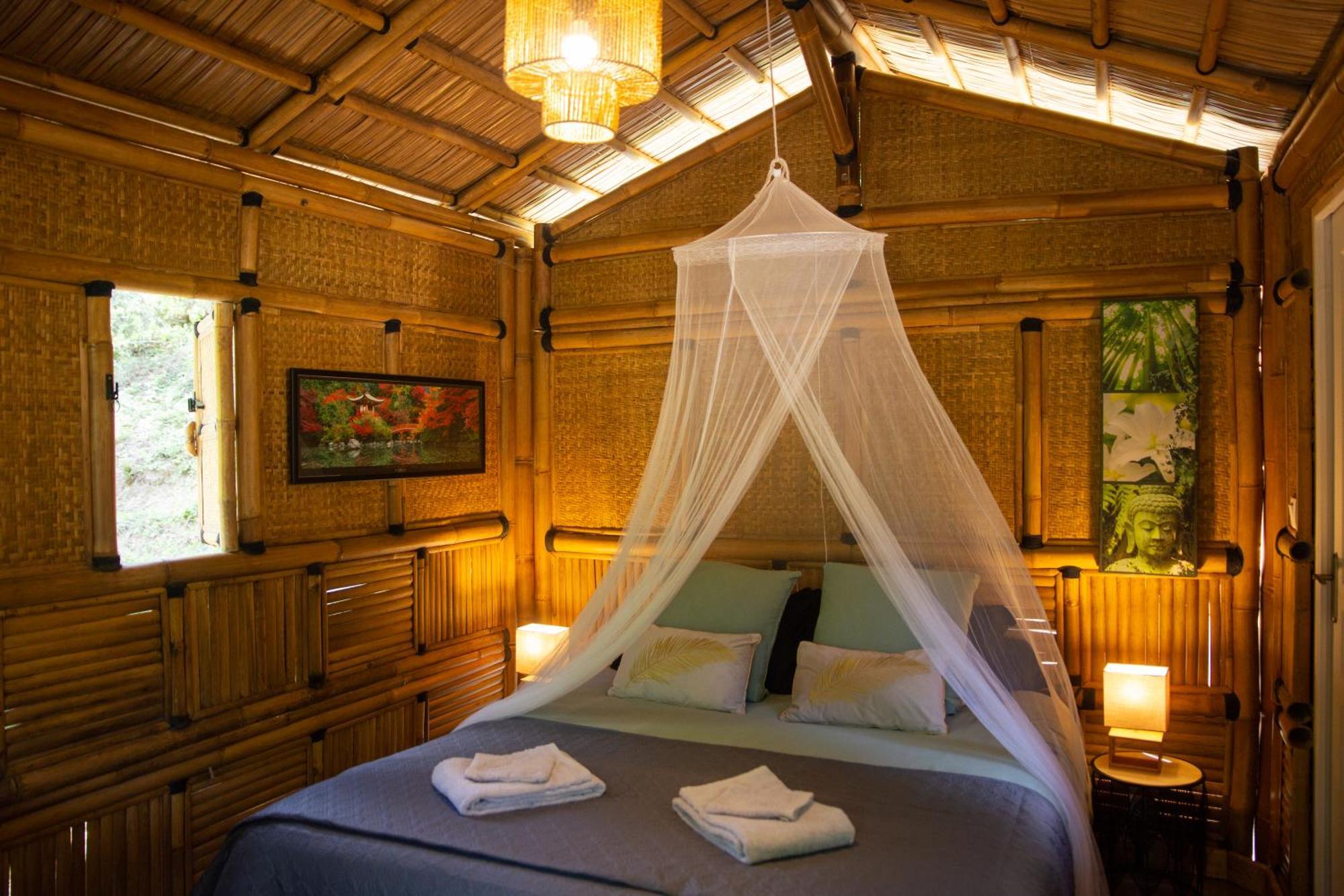 Suite Bambou Bien-Etre A Bali - Le Soleil Des Cevennes Saint-Jean-du-Gard Luaran gambar