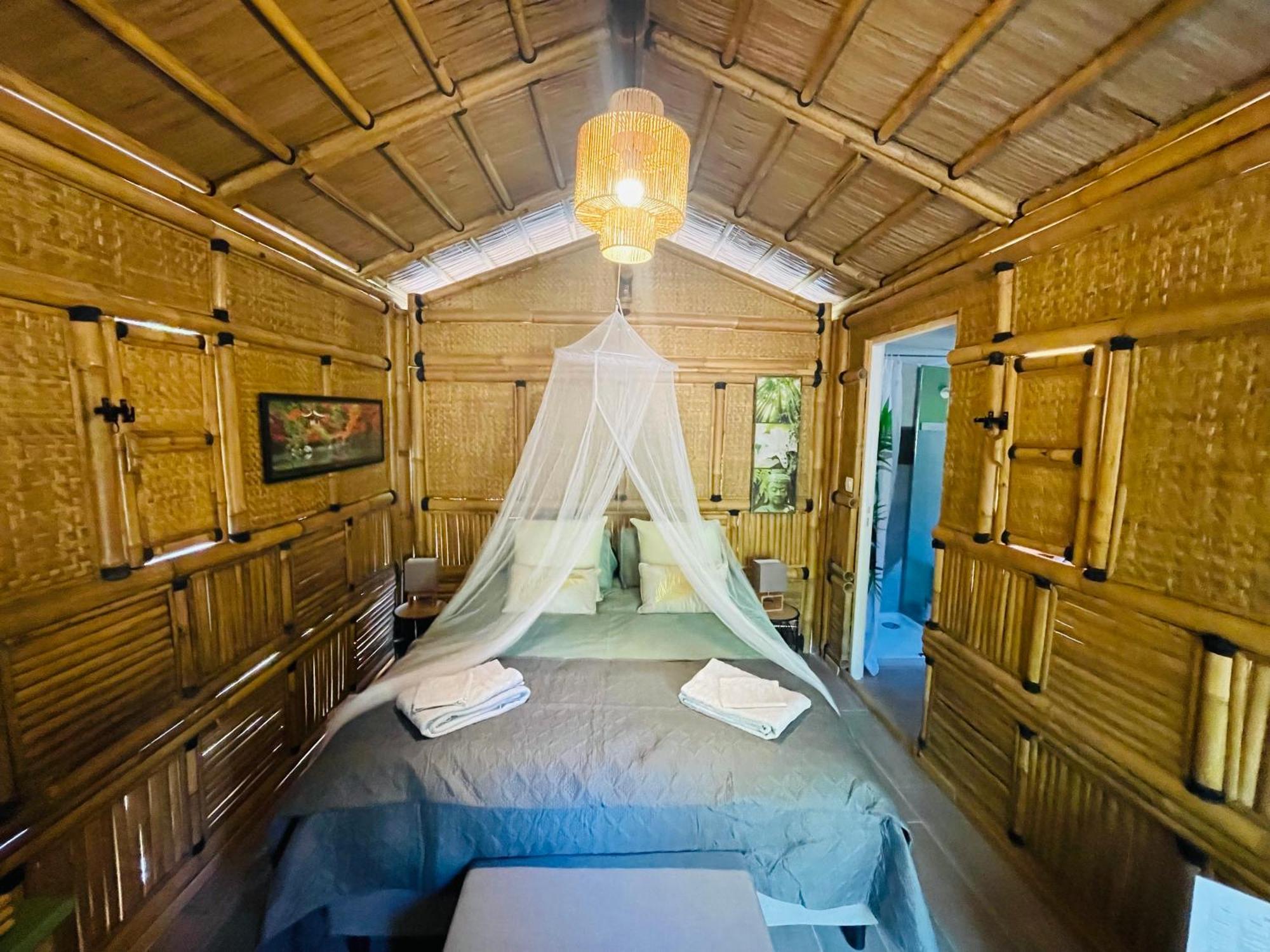 Suite Bambou Bien-Etre A Bali - Le Soleil Des Cevennes Saint-Jean-du-Gard Luaran gambar